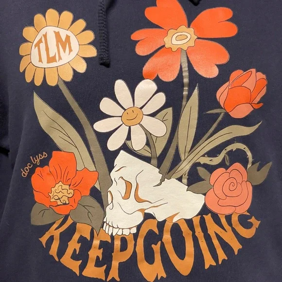 Cropped Graphic Hoodie Keep Going Floral Skull Gray Grunge Streetwear Medium - Picture 2 of 6